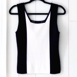 Cyrus White Black Colour Block Knit Sleeveless Top Size Medium